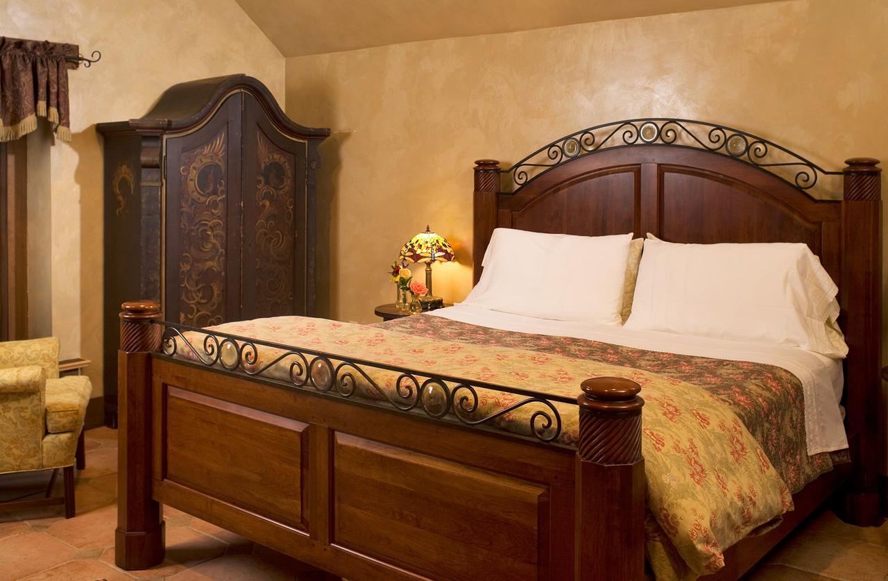 Hillbrook Inn & Spa (Adults Only) Charles Town Rom bilde
